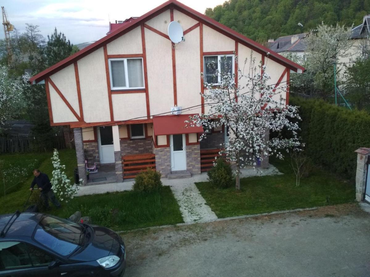 Zelena Sadyba Bila Stavka 亚列姆切 外观 照片